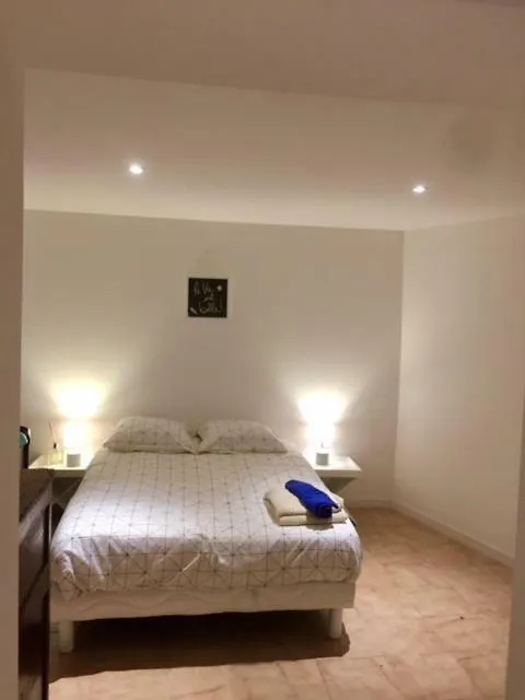 Guest house Villa Sunbeach Roquebrune-sur-Argens France